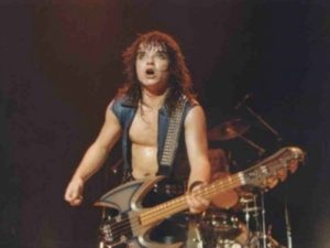 Victor Langen : Kick Axe